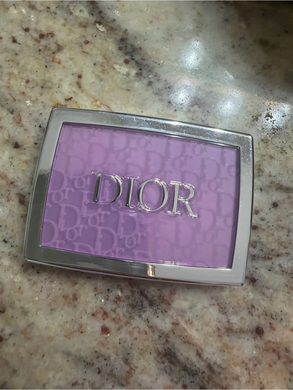Dior viral powder